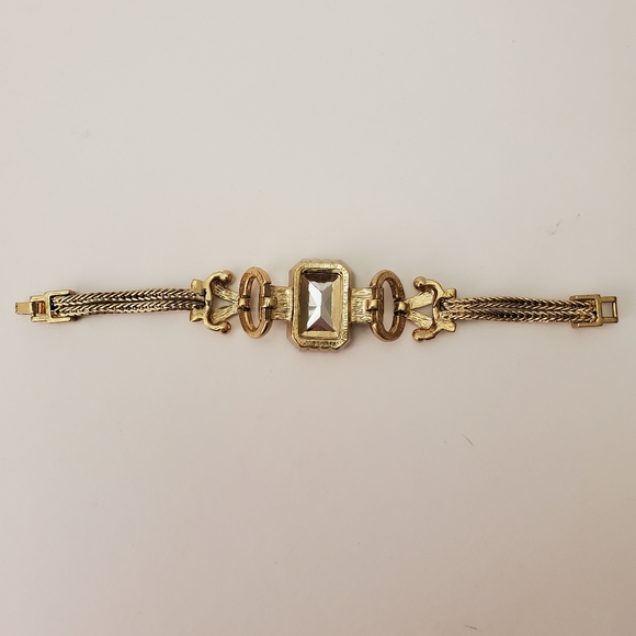 Faux amethyst gold tone statement costume bracelet - Picture 7 of 7